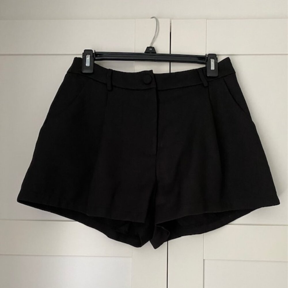 Black shorts Shein - Picture 2 of 7